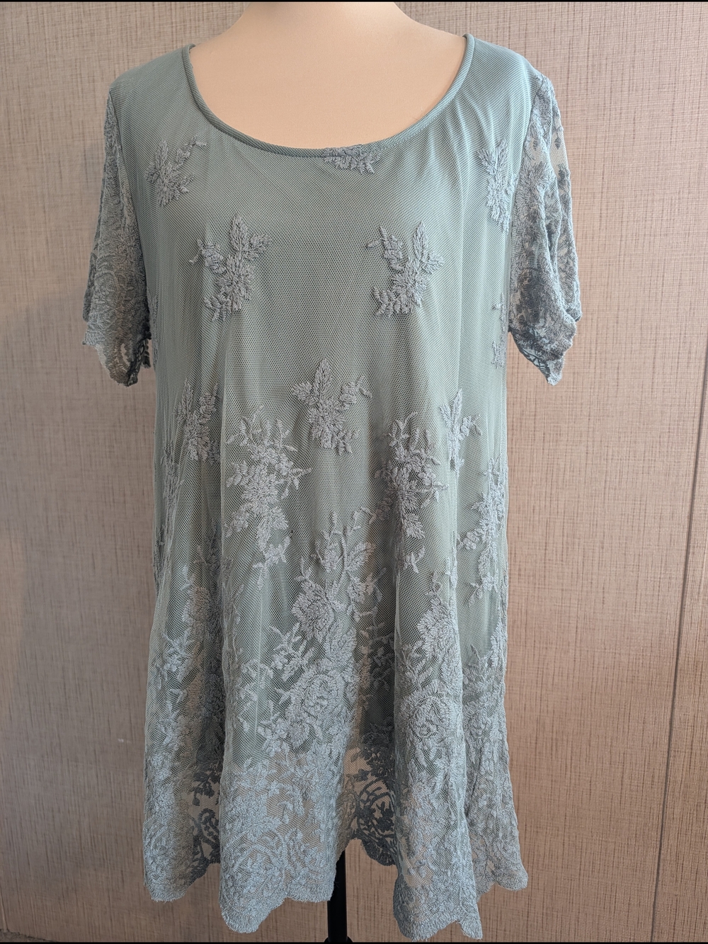 JODIFL Dusty Sage Floral Lace Midi Dress